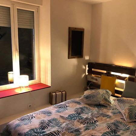 Chez Julien: Appartement Confort Plein Centre Lunéville Exteriör bild