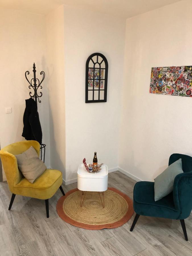 Chez Julien: Appartement Confort Plein Centre Lunéville Exteriör bild